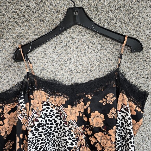 Guess Top Womens Small Black Floral Print Blouse Cold Shoulder Lace Trim Ladies‎ - Picture 4 of 8